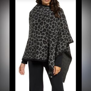Barefoot Dreams | CozyChic | one size poncho | gray/black leopard print